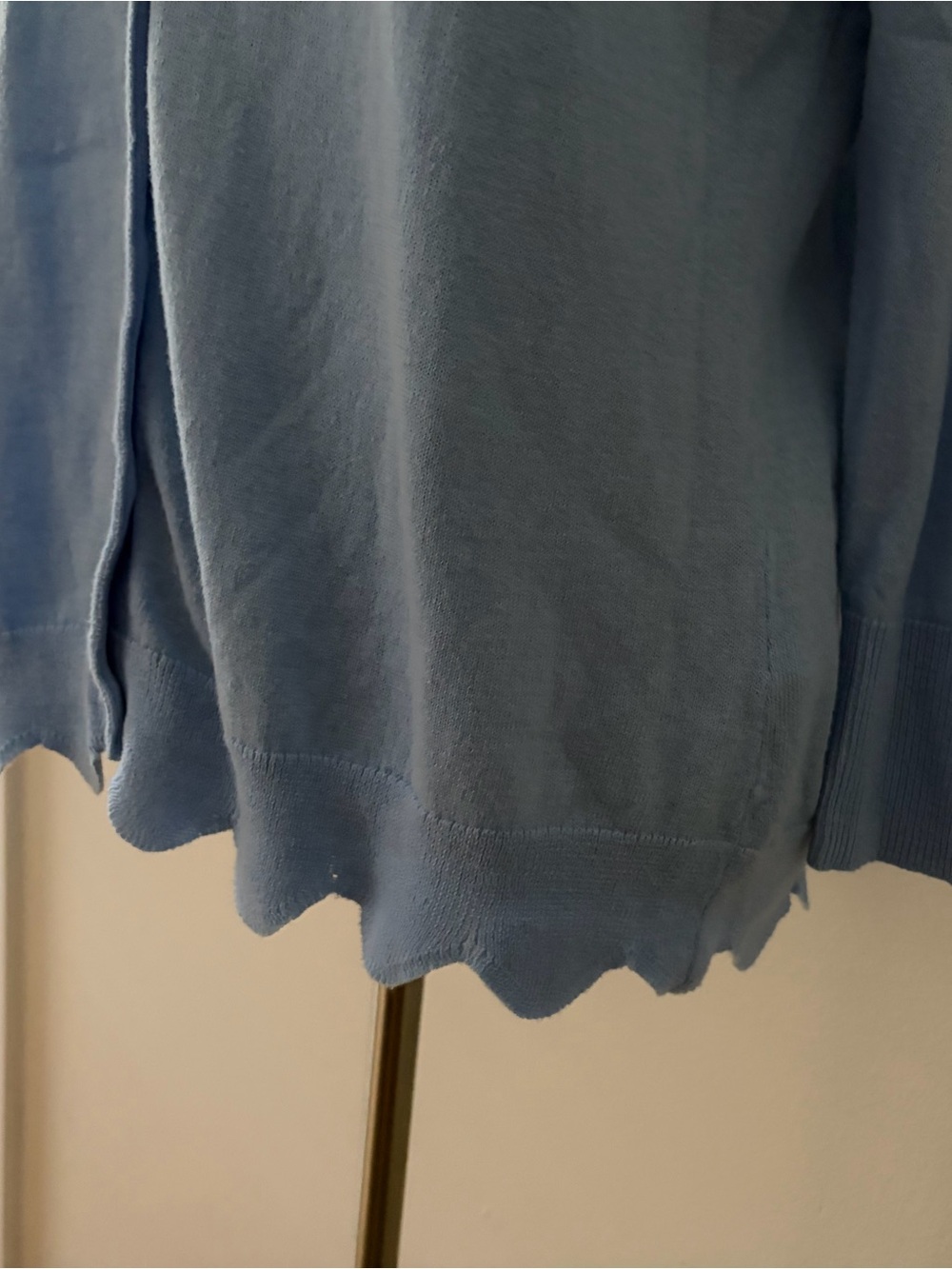 crown & ivy Light Blue Scallop-Hem Button Cardigan S Southern Prep - Picture 6 of 9